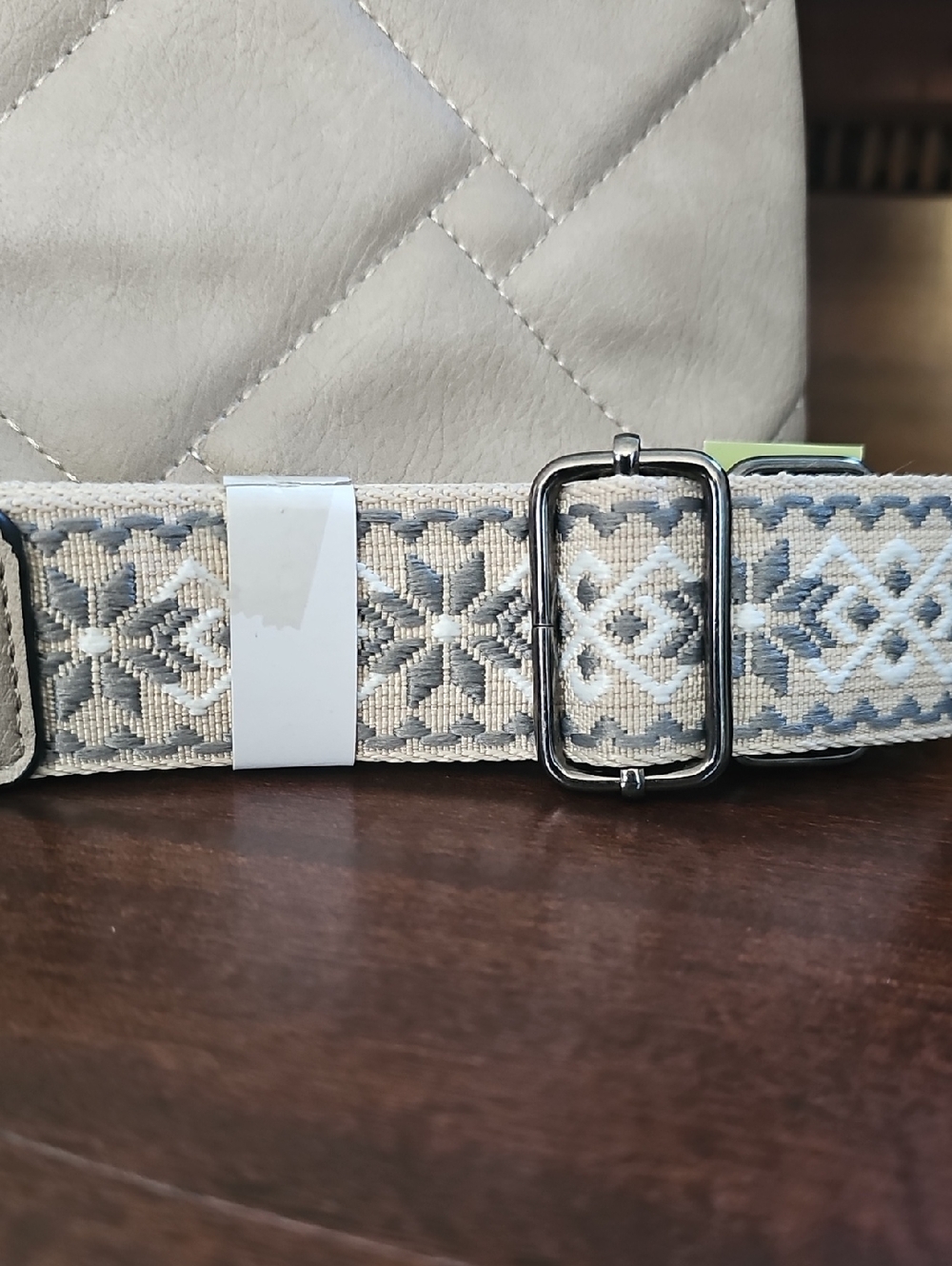 NWT Poiugoya Purse Crossbody Bag Quilted Guitar Strap - Picture 5 of 9